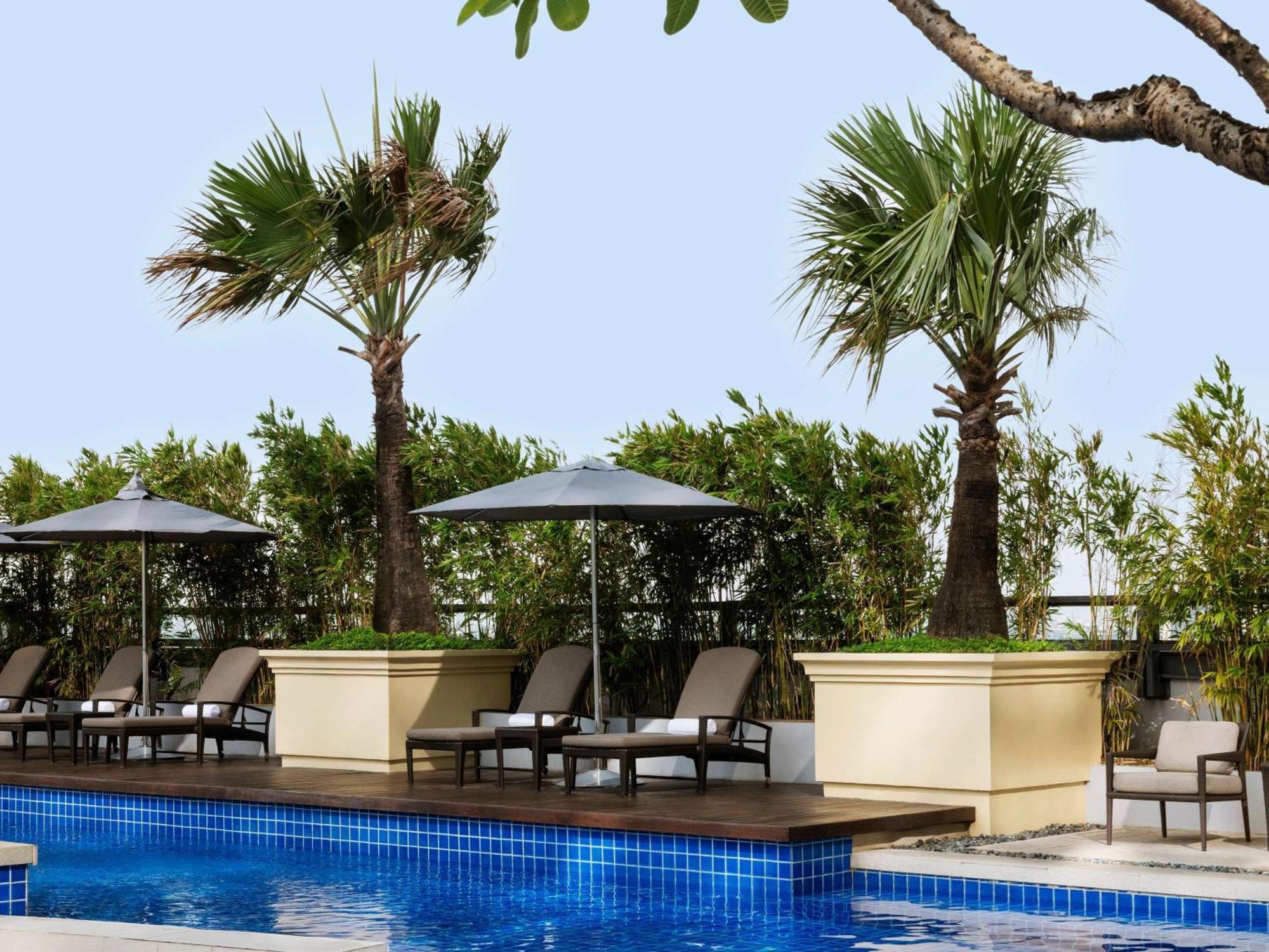 Raffles Makati Hotel Makati City Kültér fotó